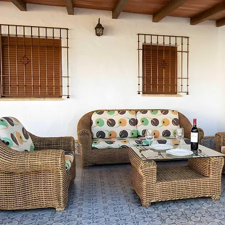 Piscina Privada Vallada Cerca Del Pueblo Solo Se Permite Familias Y Parejas Horská chata