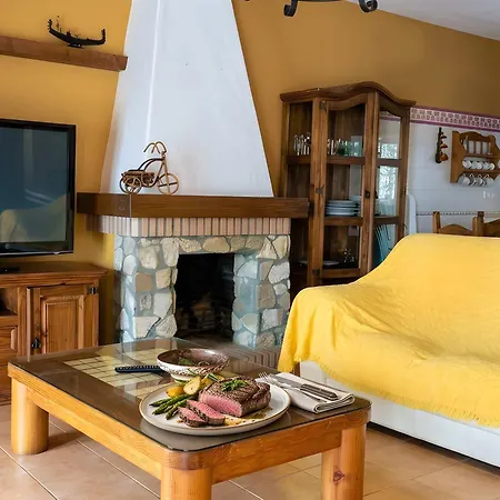 Piscina Privada Vallada Cerca Del Pueblo Solo Se Permite Familias Y Parejas Horská chata *